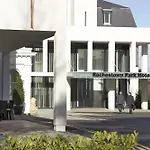 Rochestown Park Hotel & Leisure Centre