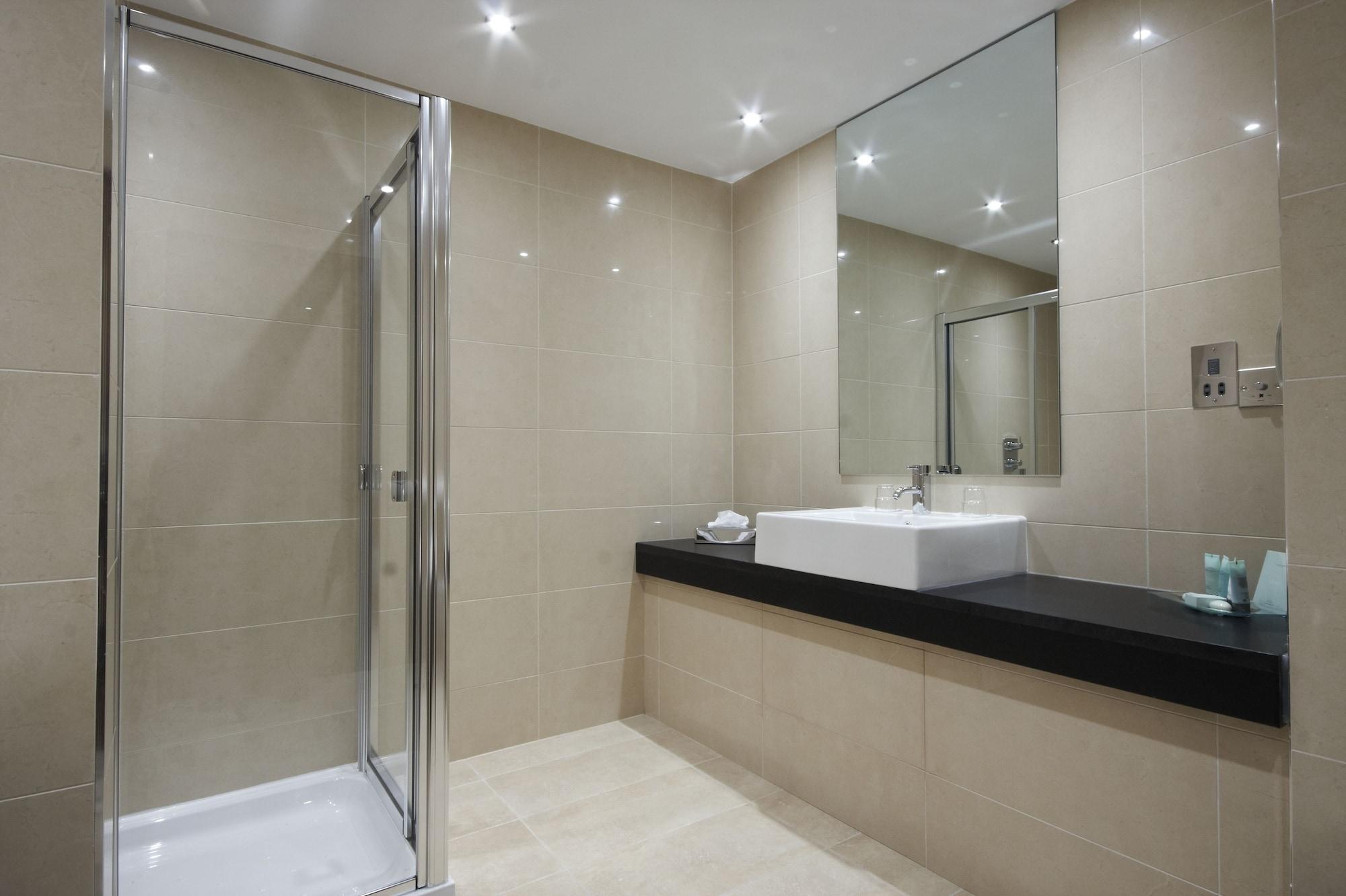 Hotel Rochestown Park & Leisure Centre 4*